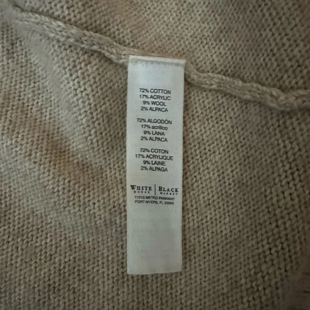 White‎ House Black Market Tan Knit Vest - Picture 5 of 5